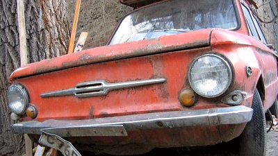 старый автомобиль