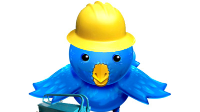 логотип Twitter в строительной каске