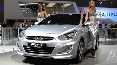 представленный на автосалоне в Москве прототип Hyundai RB (Solaris)
