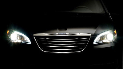 тизер Chrysler 200