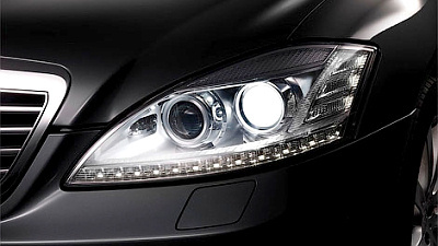 новые фары Mercedes-Benz