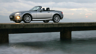 современная Mazda MX-5