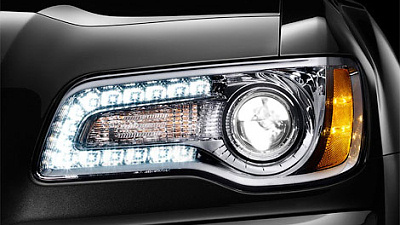 тизер Chrysler 300C