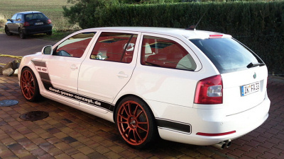 Skoda Octavia RS с тюнинг-пакетом