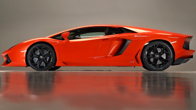 Lamborghini Aventador LP700-4