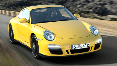 Porsche 911 Carrera 4 GTS