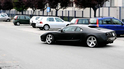 заснятый шпионами прототип De Tomaso Pantera 
