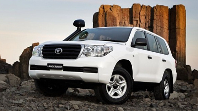 «Упрощенный» Toyota Land Cruiser 200