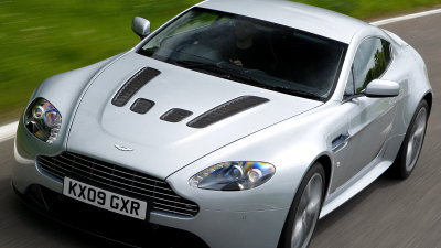 Aston Martin V12 Vantage