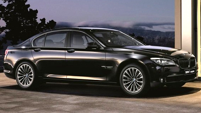 BMW 7-Series Individual Pure Black