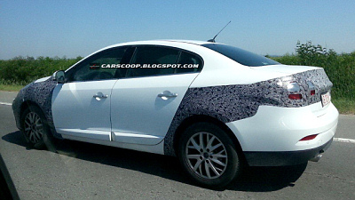 тестовый прототип Renault Fluence