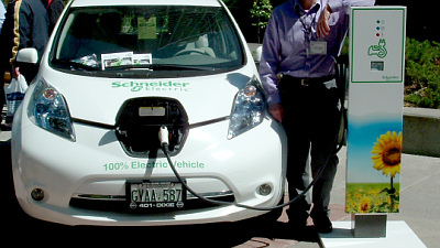 электрозаправочная станция Schnieder Electric
