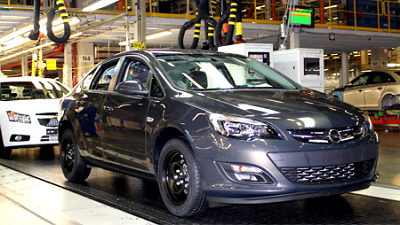 седан Opel Astra