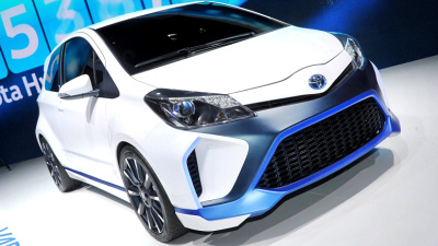 Toyota Yaris Hybrid-R 