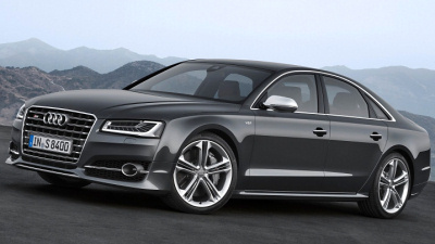 Audi S8 