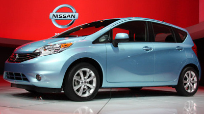 хэтчбек Nissan Versa 