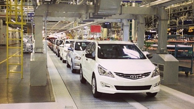 Hyundai Solaris на конвейере в Санкт-Петербурге