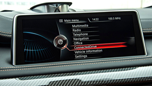Дисплей информационно-развлекательной системы в BMW X6