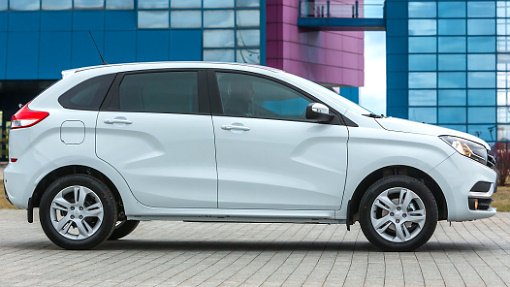 Lada Xray