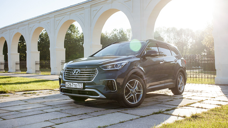 Hyundai Grand Santa Fe