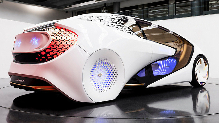 Toyota Concept-i