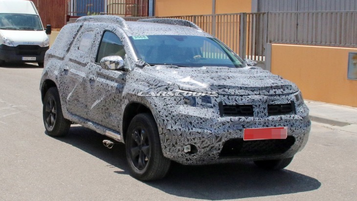 Тестовый прототип Dacia Duster нового поколения