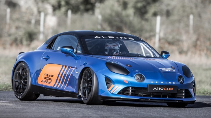 Гоночное купе Alpine A110 Cup